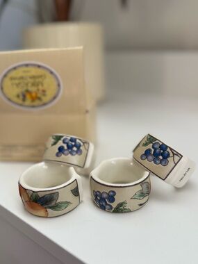 Mikasa Ceramic Napkin Rings with Blue Berry and Green Leaf Motif, 2boxes, 7rings